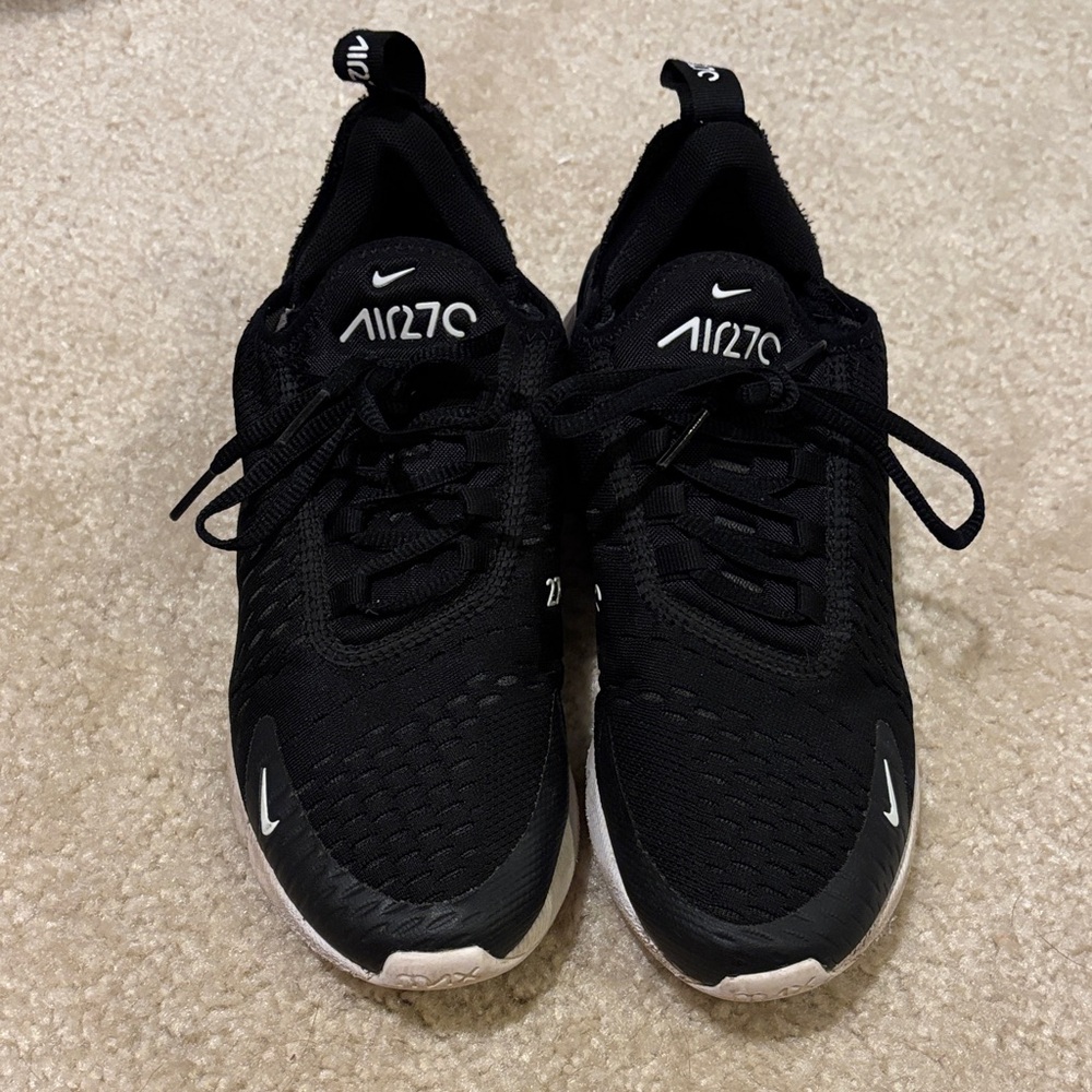 Nike Air Max 270 Black Sneakers size 8